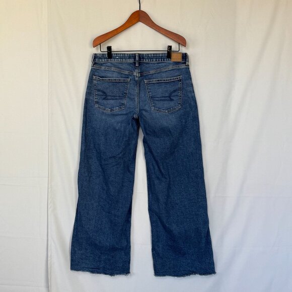 AE Stretch Low-Rise Baggy Wide-Leg Raw Hem Med Blue Denim Jeans Size 12 Long - Picture 5 of 15